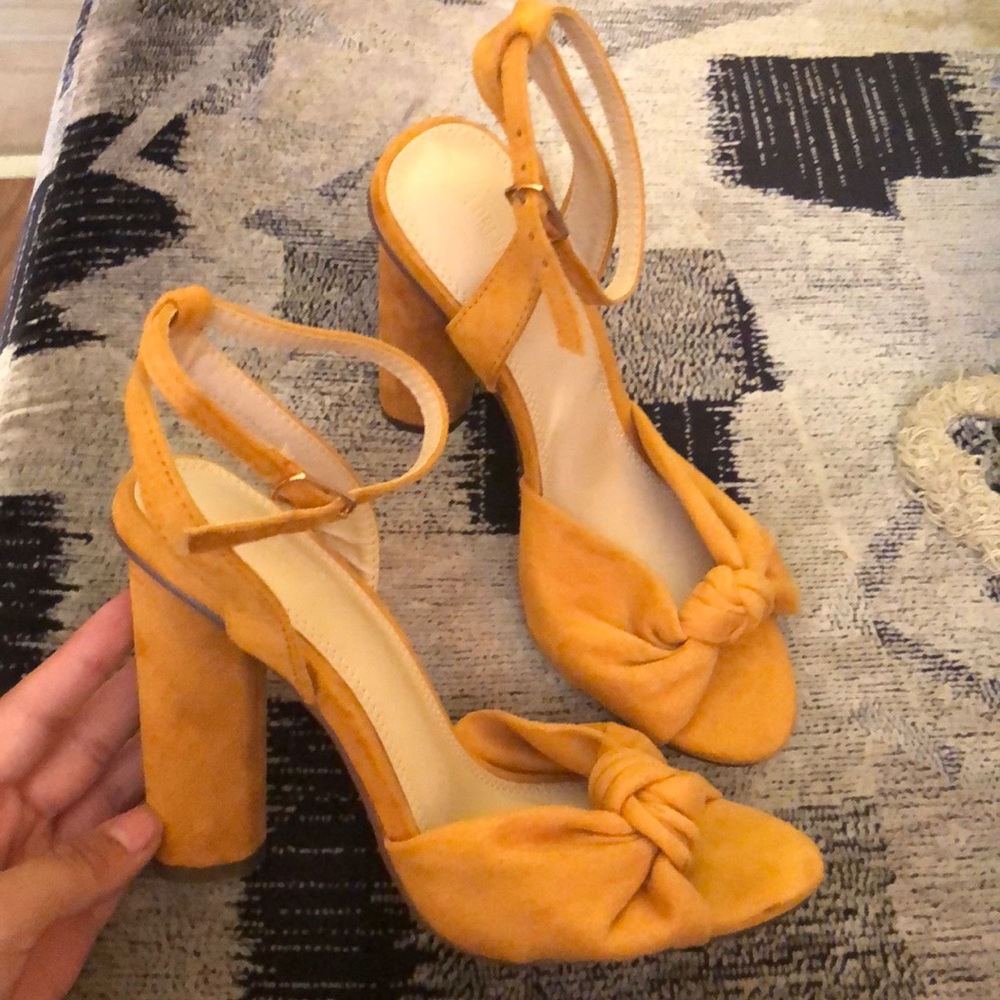 Yellow Heels❤️